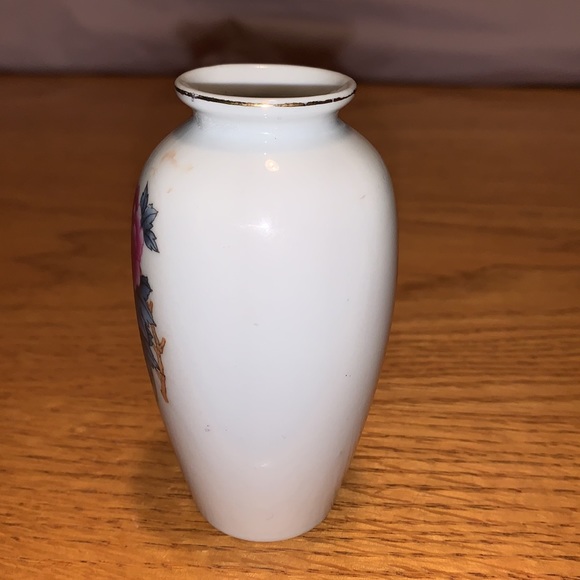 Accents Vintage Chinese Small Vase Poshmark
